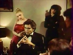 Scene From Poker Partouze - Poker Show (1980) Marylin Jess Porn Videos